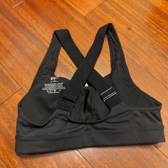Black Adjustable Sports Bra - Picture 3 of 5